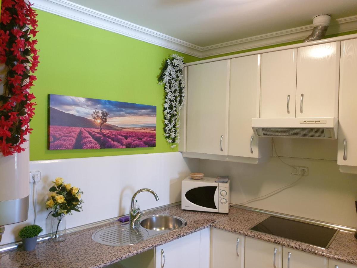 Apartamentos Dana Madrid Exterior photo