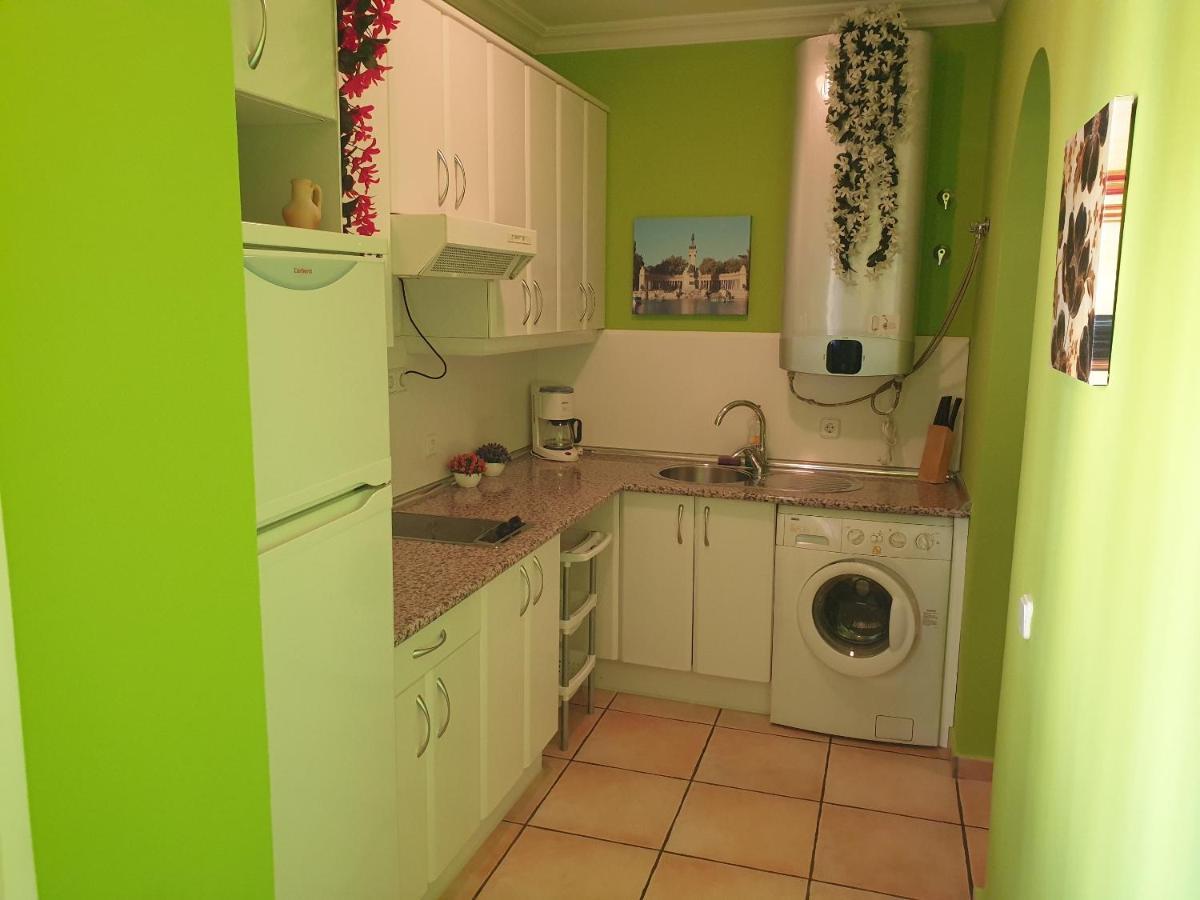 Apartamentos Dana Madrid Exterior photo
