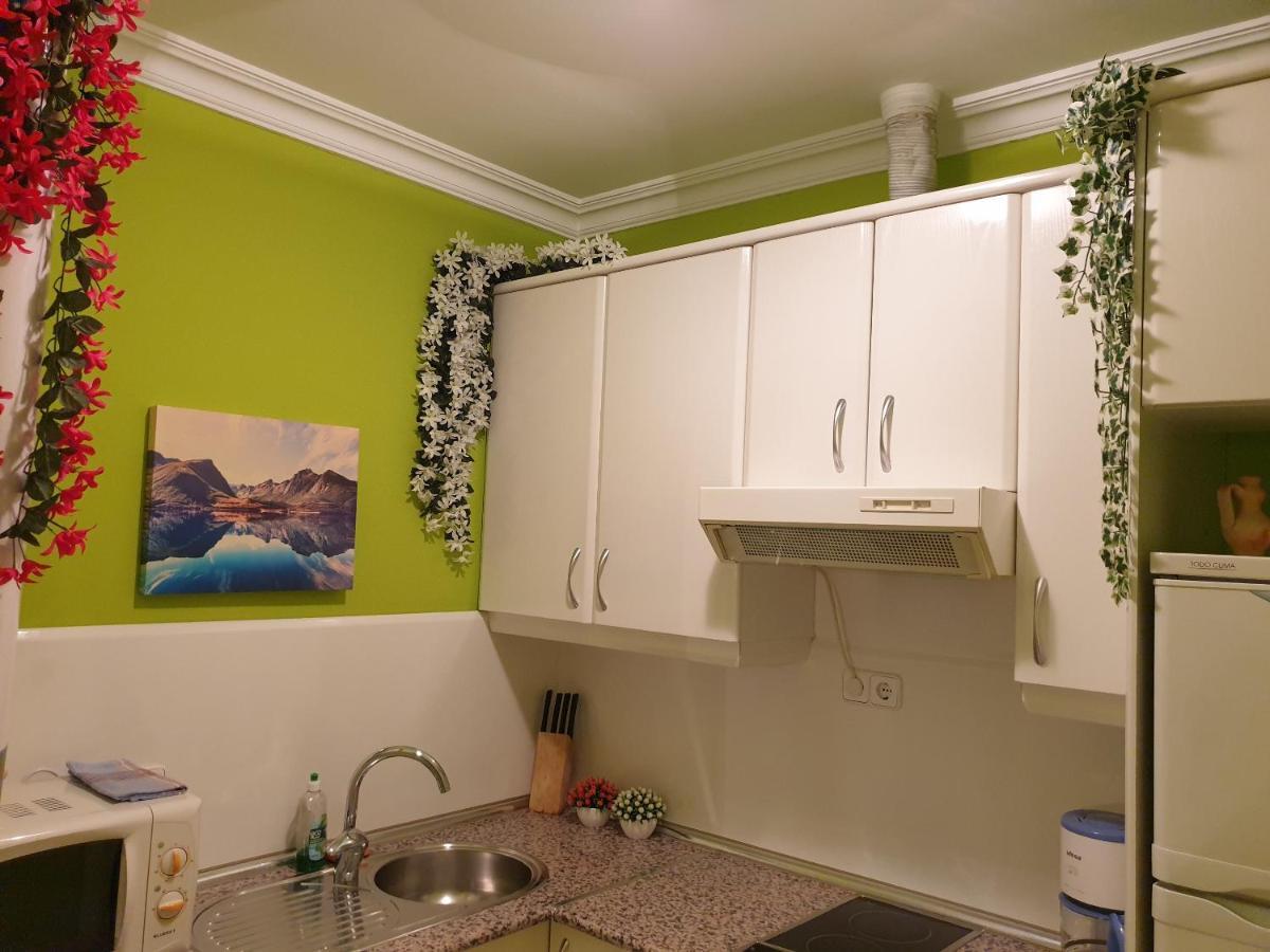 Apartamentos Dana Madrid Exterior photo
